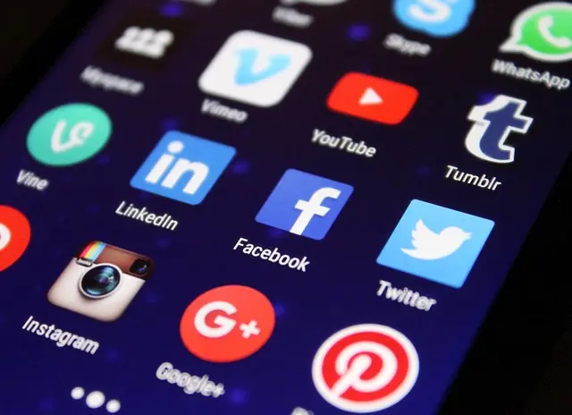 L'Impact des Réseaux Sociaux sur la Créativité des Artistes