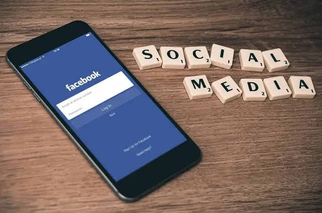 L'impact des réseaux sociaux sur la culture numérique